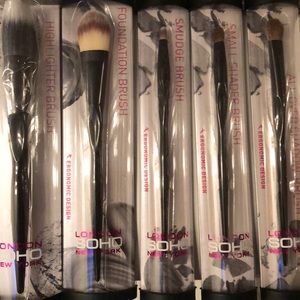 London Soho New York Brush Bundle